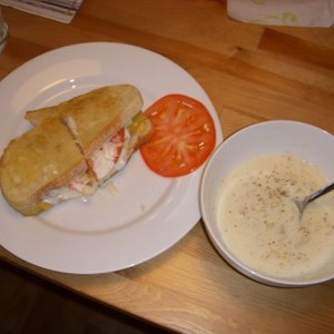 Hähnchen-Bacon-Ranch-Sub