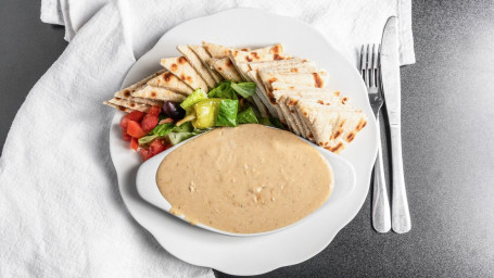 1/2 Hummus With Pita