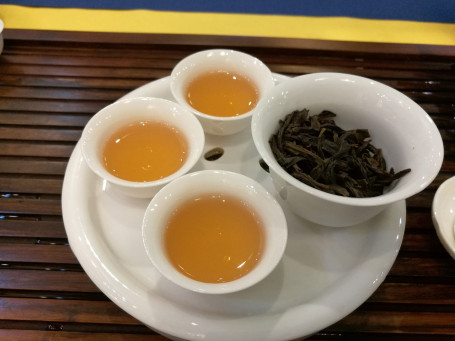 Pfirsich-Oolong-Tee