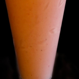 Ananas Erdbeer Bananen Smoothie