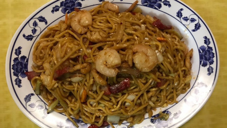 62. House Special Lo Mein