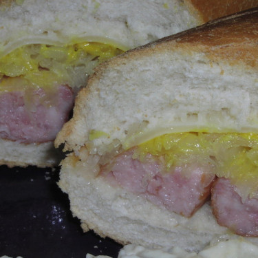 Polnisches Wurstsandwich