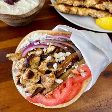 Hühnchen Souvlaki Pita