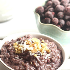 Stahlhaferbrei Mit Blaubeeren Und Granola