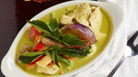 67. Green Curry (Spice Level 3Minimum)