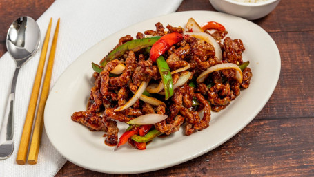 B15. Crispy Beef Szechuan Style （Měi Shì Gàn Biān Niú）