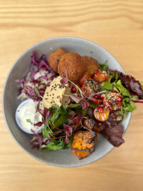 Sweet Potato And Falalfel Salad