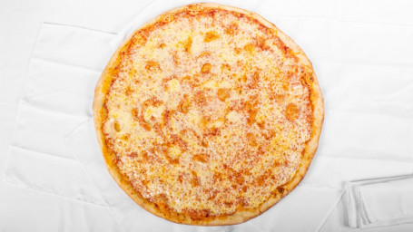 Große 18-Käse-Pizza