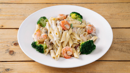 Chicken Prawn Alfredo Pasta