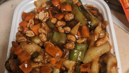 L11. Kung Pao Hühnerfleisch