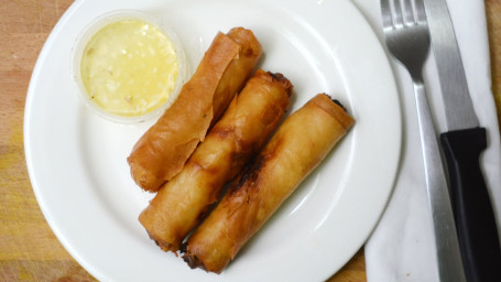 Spring Roll (3 Rolls)