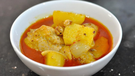 T4. Massaman Curry