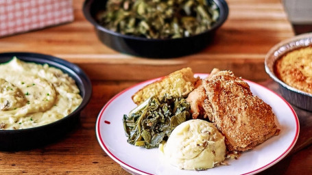 8-Piece Southern Fried Chicken Family Meal