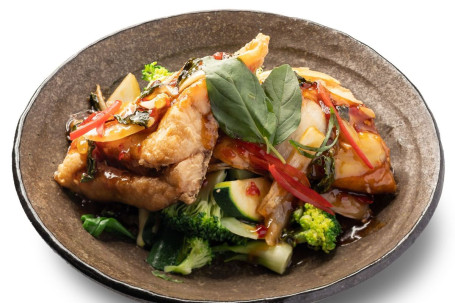 Crunchy Barramundi Fish In Sweet And Spicy Sauce