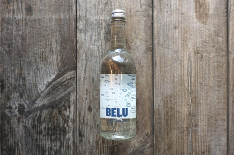 Belu-Wasser 8211; Funkelnd