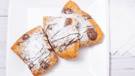 Zeppoles Stuffed With Nutella 3