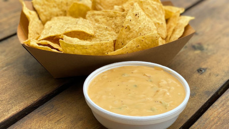 Chips Queso Gross