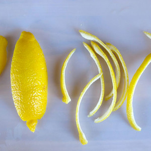 Zitronenschale