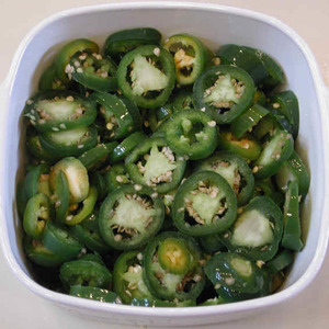 JALAPEÑO-CHILIS